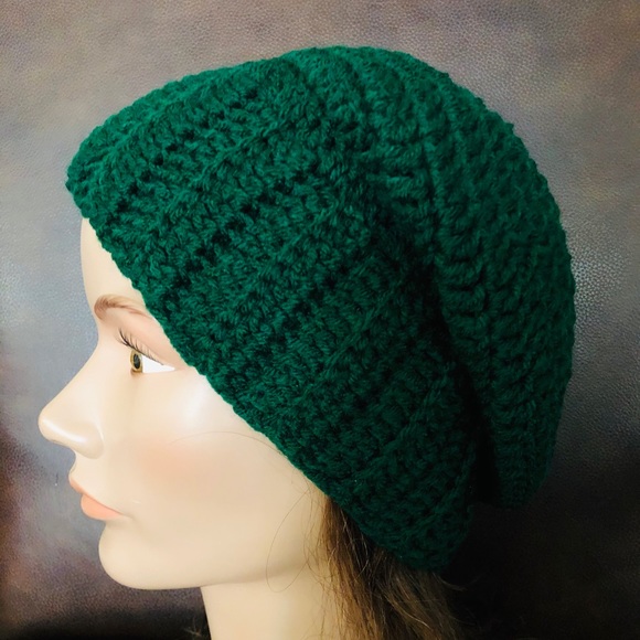 Green slouchy winter hat New hand crochet by me - Picture 1 of 5